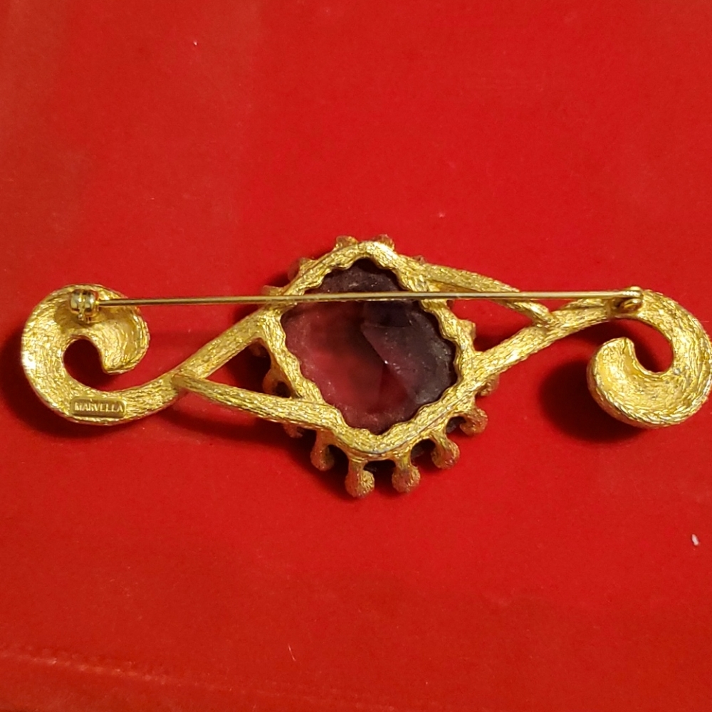 Brooch - Picture 3 of 3